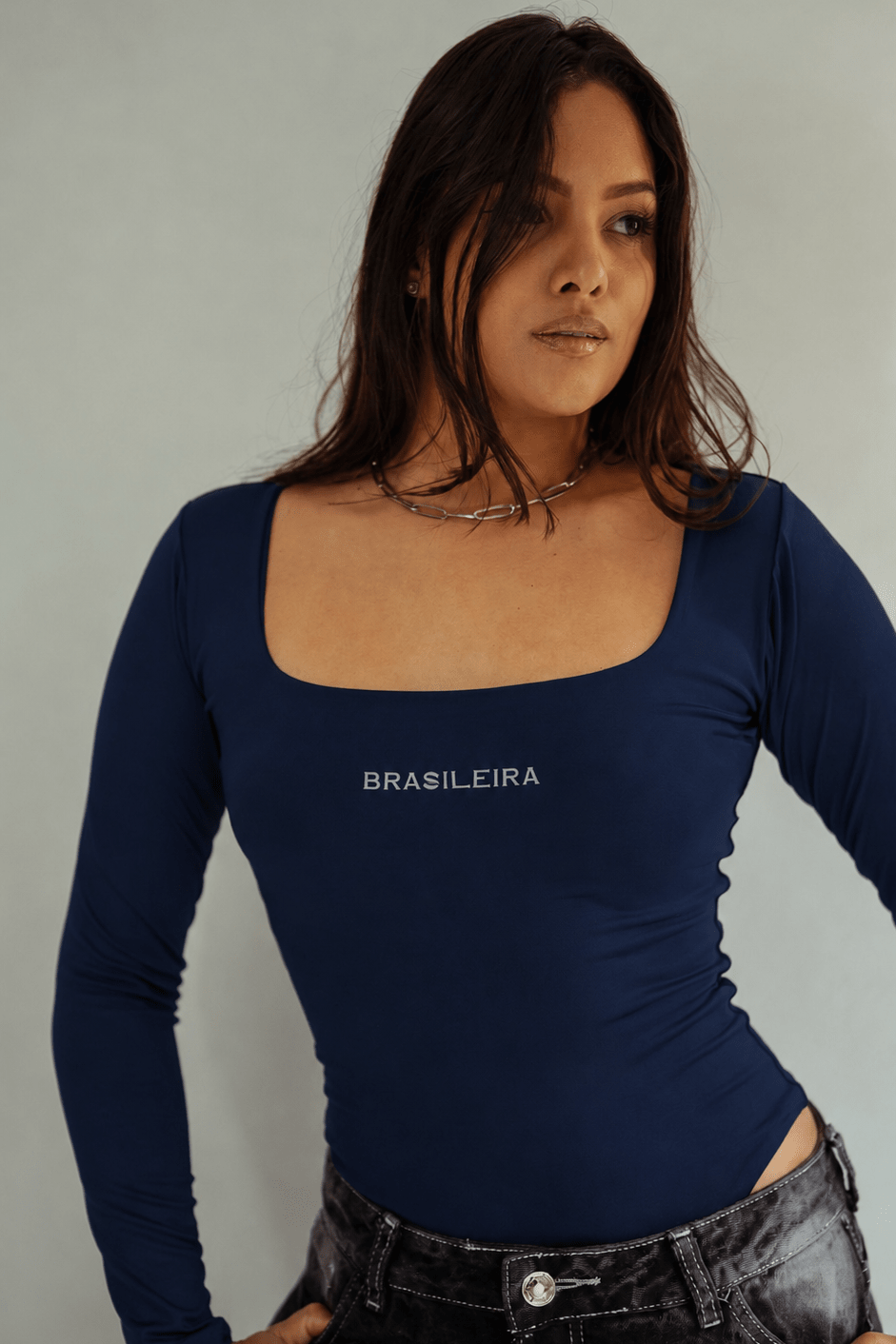 Body azul de manga larga