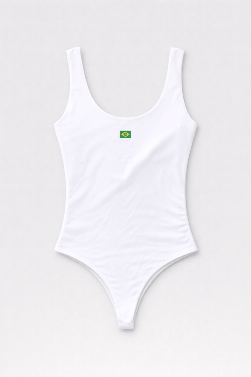 Body blanco minimalista con detalle de Brasil