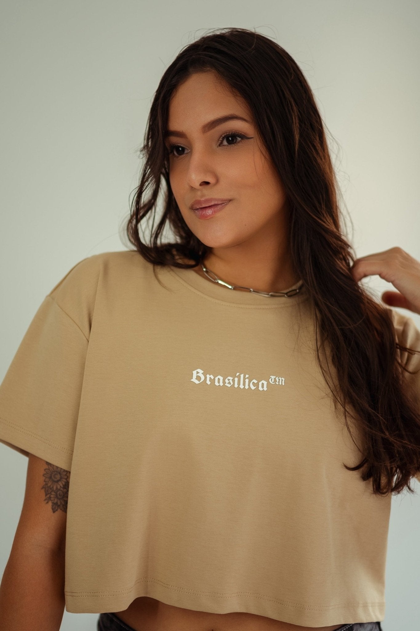 Cropped Beige “Brasílica™” Minimalista